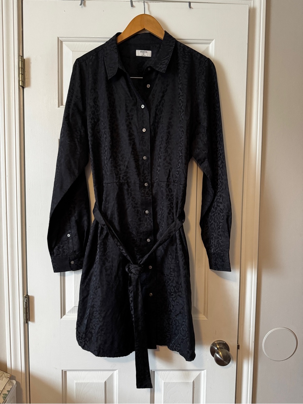 UNTUCKit Anna Navy Blue Leopard Jacquard Shirt Dress with Tie Belt Size 16